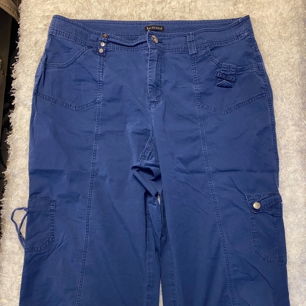 Bay Studio women’s size 16 crop pants